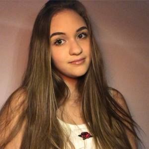 Meet your Posher, Nora